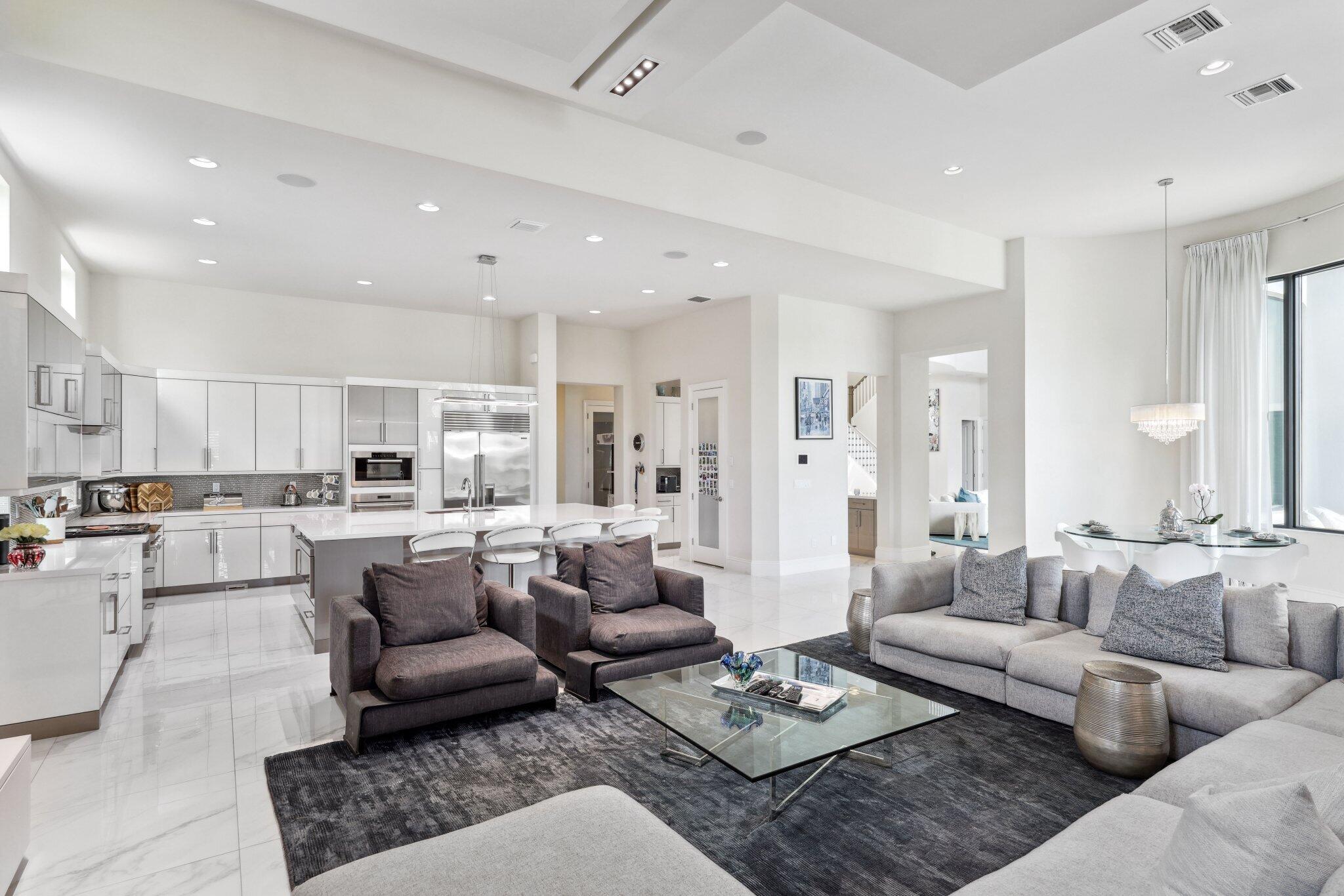 7339 Northwest 28th Way Boca Raton, FL 33496 - Photo 32 of 119 Living room