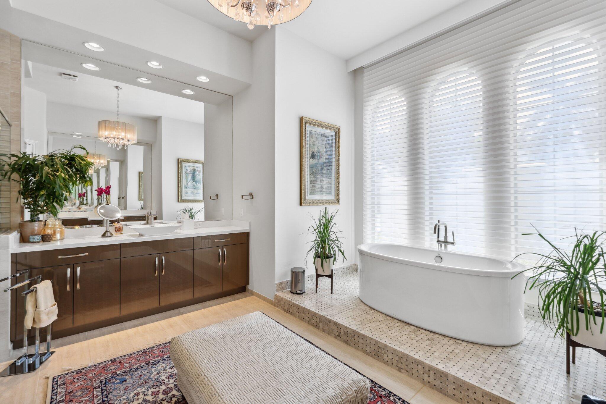 7339 Northwest 28th Way Boca Raton, FL 33496 - Photo 40 of 119 Primary bathroom 1st floor