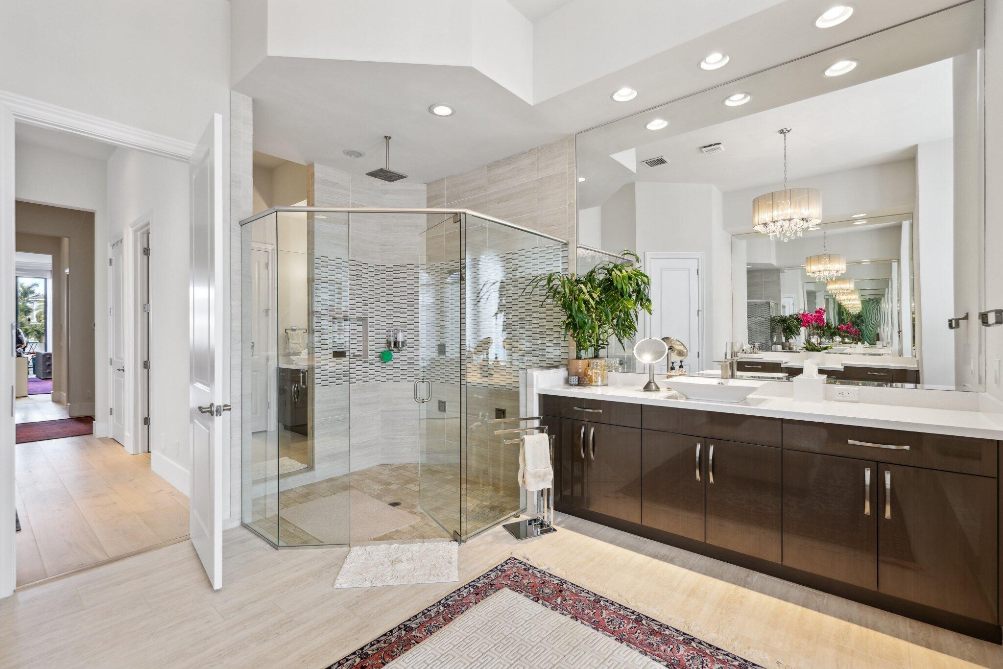 7339 Northwest 28th Way Boca Raton, FL 33496 - Photo 42 of 119 Primary bathroom