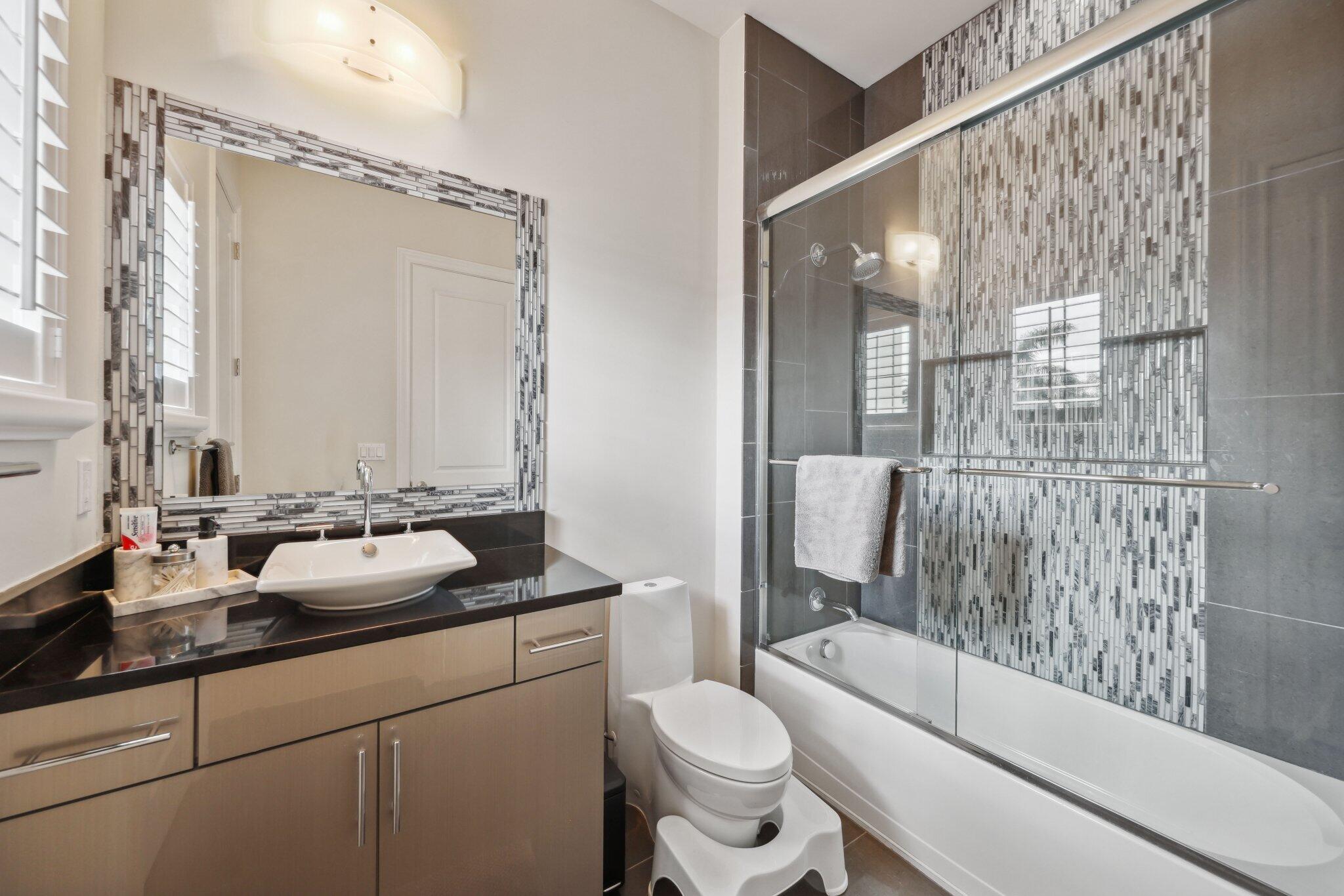 7339 Northwest 28th Way Boca Raton, FL 33496 - Photo 70 of 119 Bathroom 2nd floor