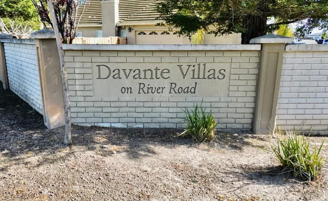 $298,900 | 2900 Canyon Falls Drive, Modesto, CA 95351