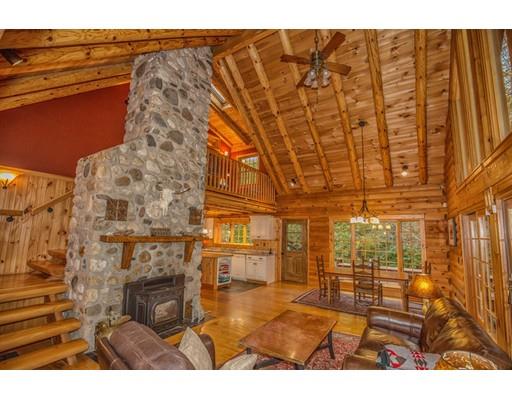 409 Montgomery Road Westfield, MA 01085 - Photo 10 of 42 Gallery Image 10