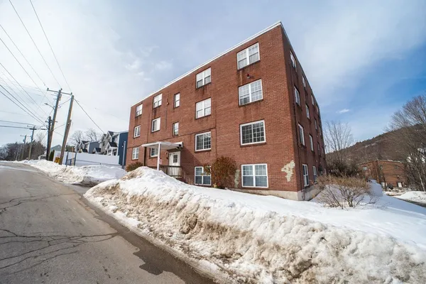 $168,500 | 30 Beech Street, Unit 4C, Bristol, NH 03222