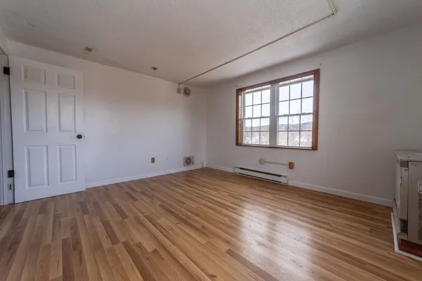 $168,500 | 30 Beech Street, Unit 4C, Bristol, NH 03222