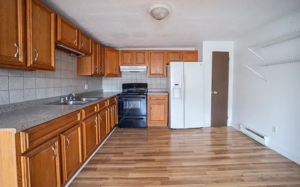 $168,500 | 30 Beech Street, Unit 4C, Bristol, NH 03222