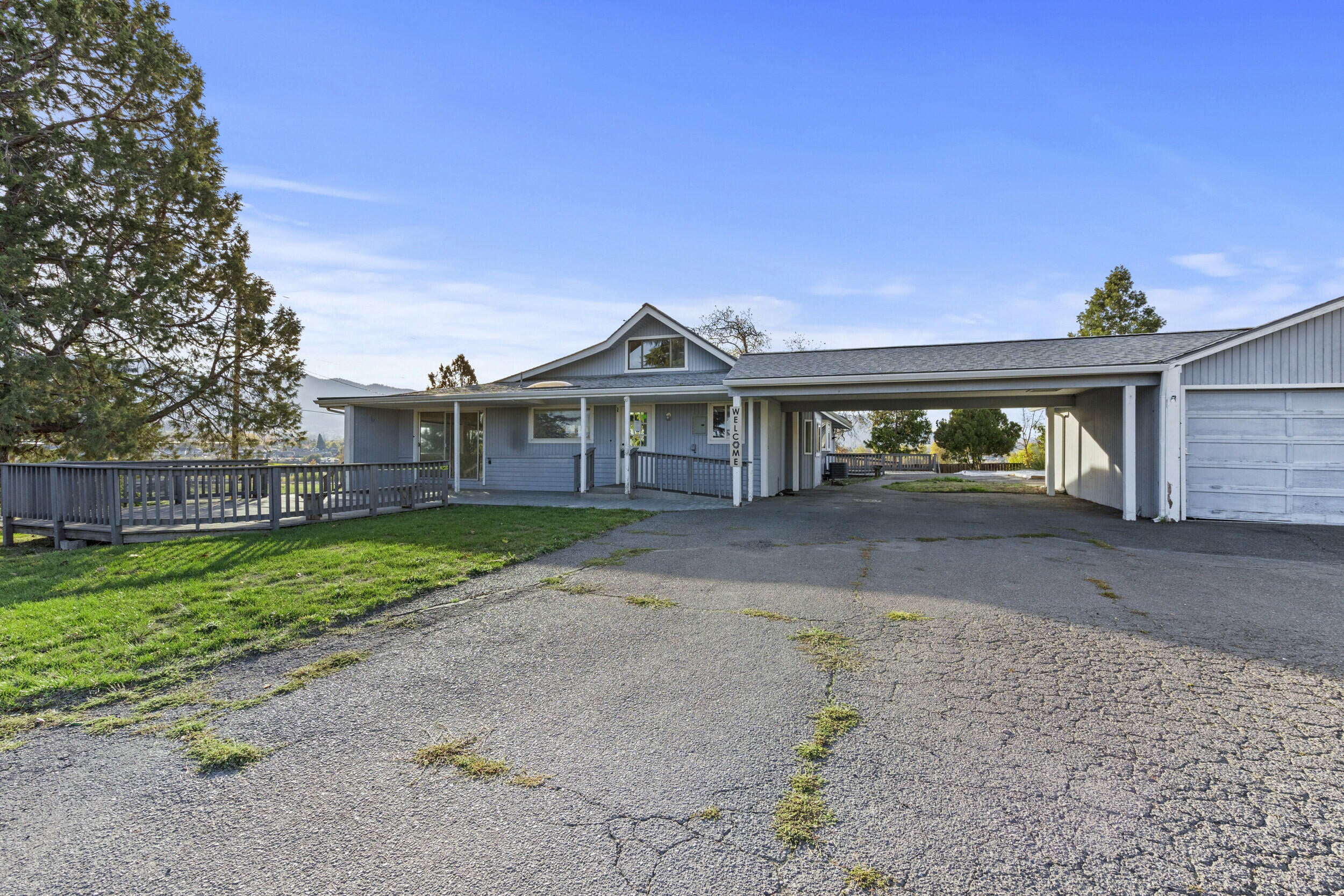 677 w. valley view drive - 1