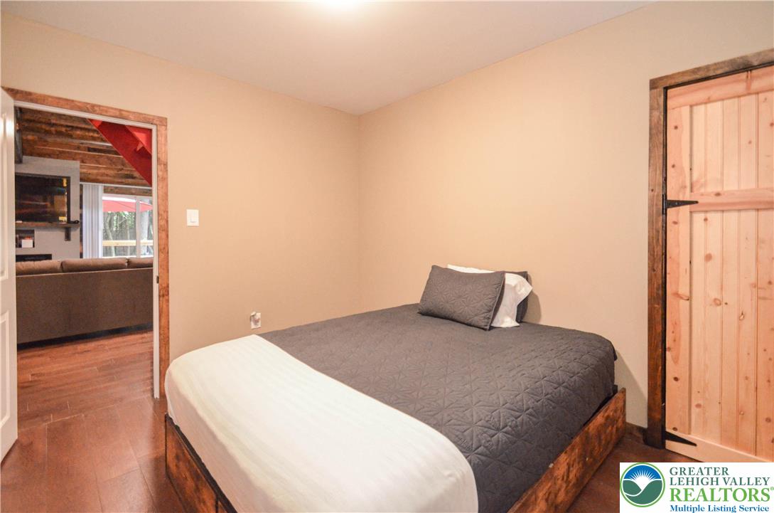 120 Spring Run Road Pocono Lake, PA 18347 - Photo 17 of 26 Gallery Image 17