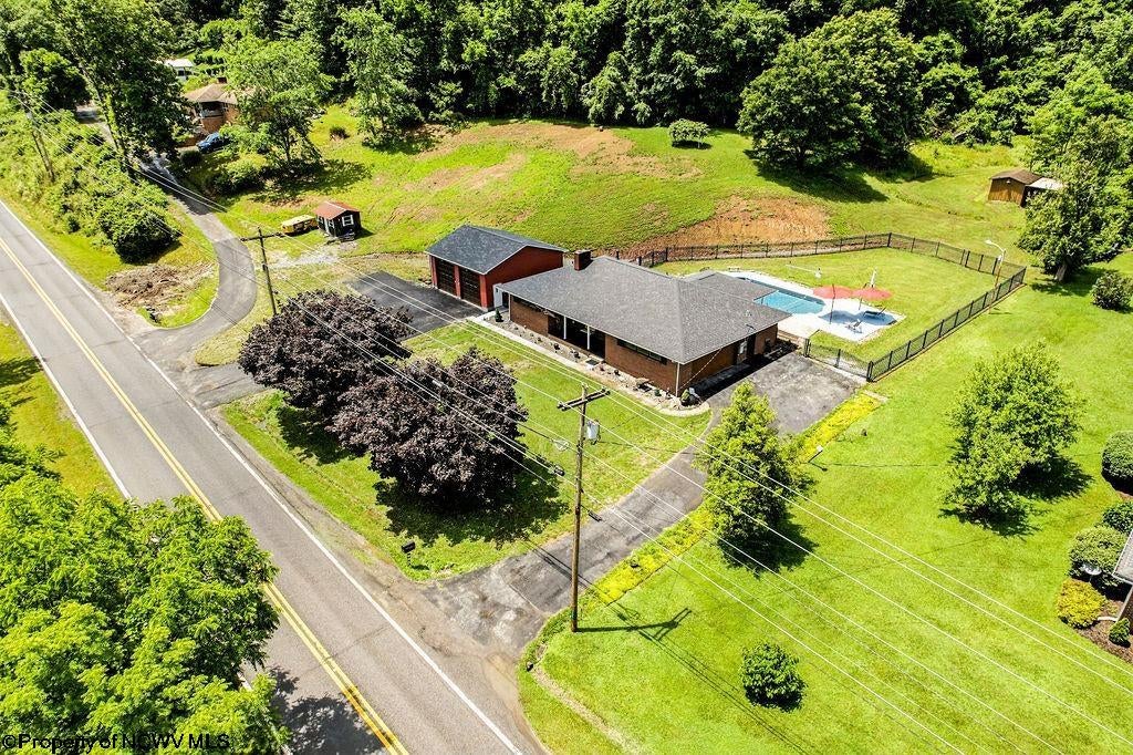 2229 Sun Valley Road Clarksburg, WV 26301 - Photo 2 of 48 Gallery Image 2