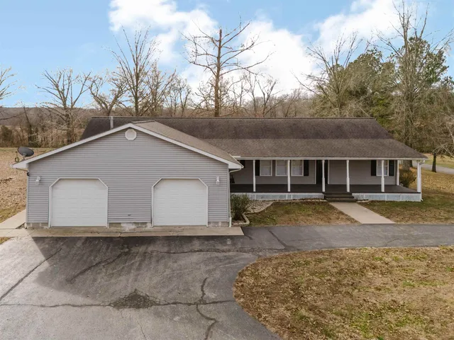 $235,000 | 22053 Corinth Road, Thompsonville, IL 62890