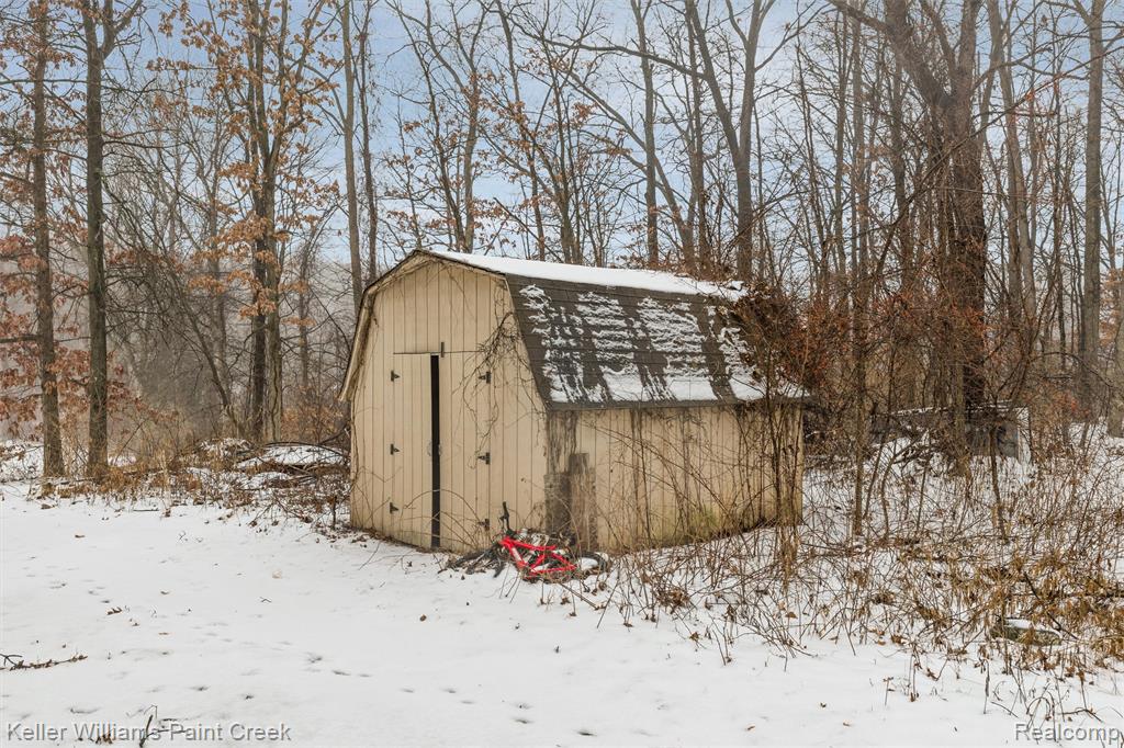 3780 Bass Lake Road Commerce Township, MI 48382 - Photo 41 of 45