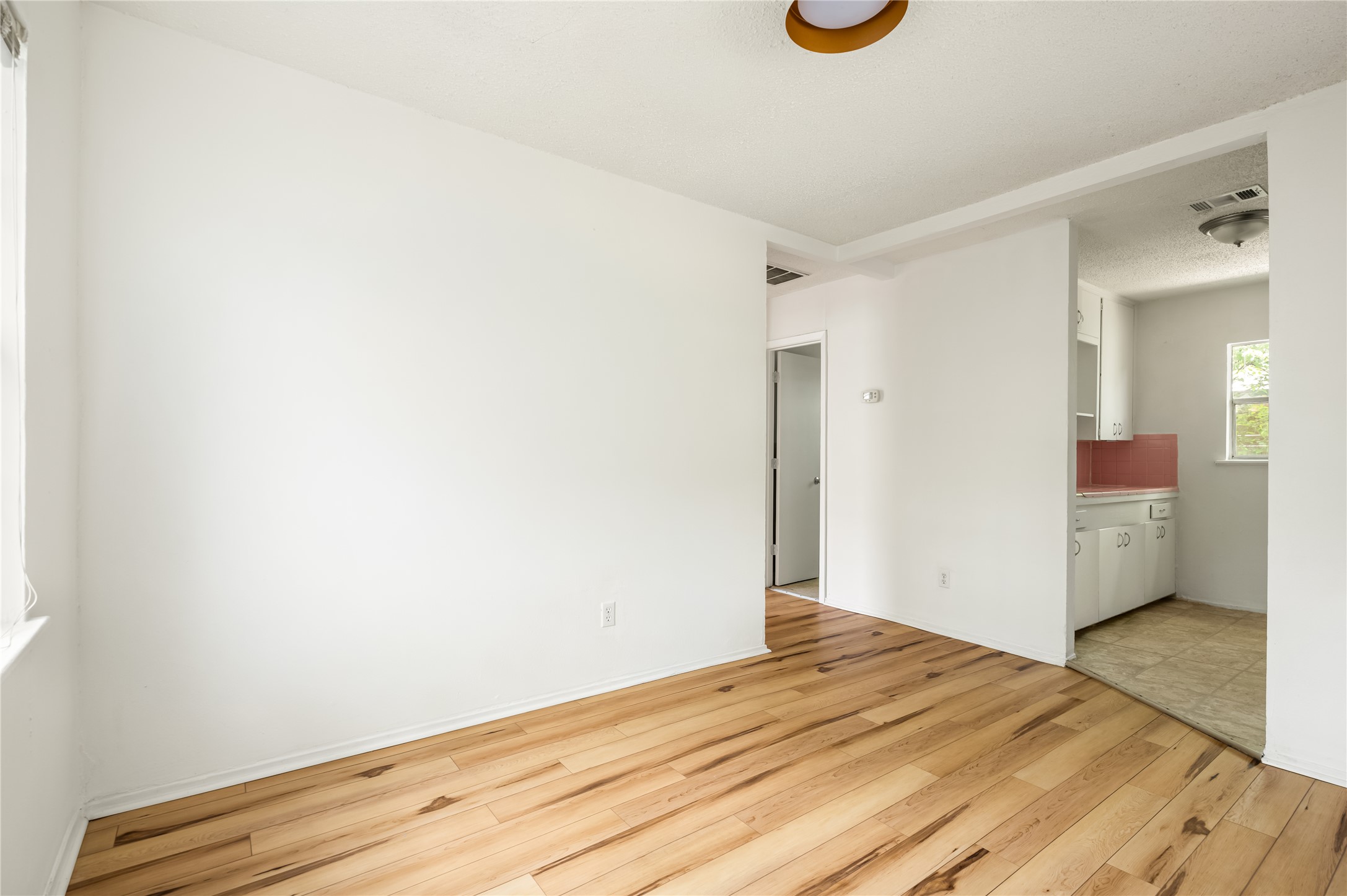 918 East 50th Street, Unit B Austin, TX 78751 - Photo 9 of 20