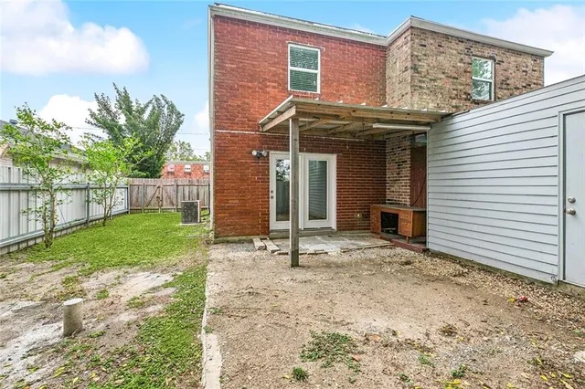 $1,675 | 2130 Neyrey Drive, Metairie, LA 70001