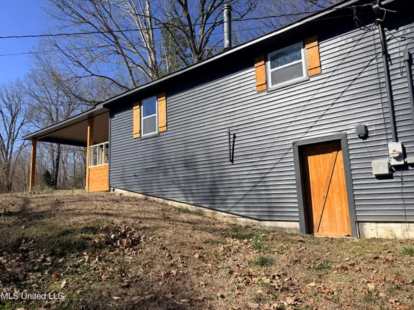 $179,900 | 1500 Snow Lake Drive, Ashland, MS 38603