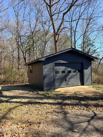 $179,900 | 1500 Snow Lake Drive, Ashland, MS 38603