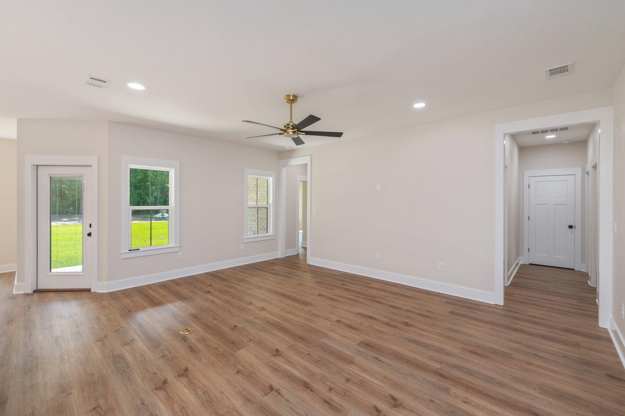 1318 Valley Road Crestview, FL 32539 - Photo 7 of 45 7-web-or-mls-1318-valley-rd