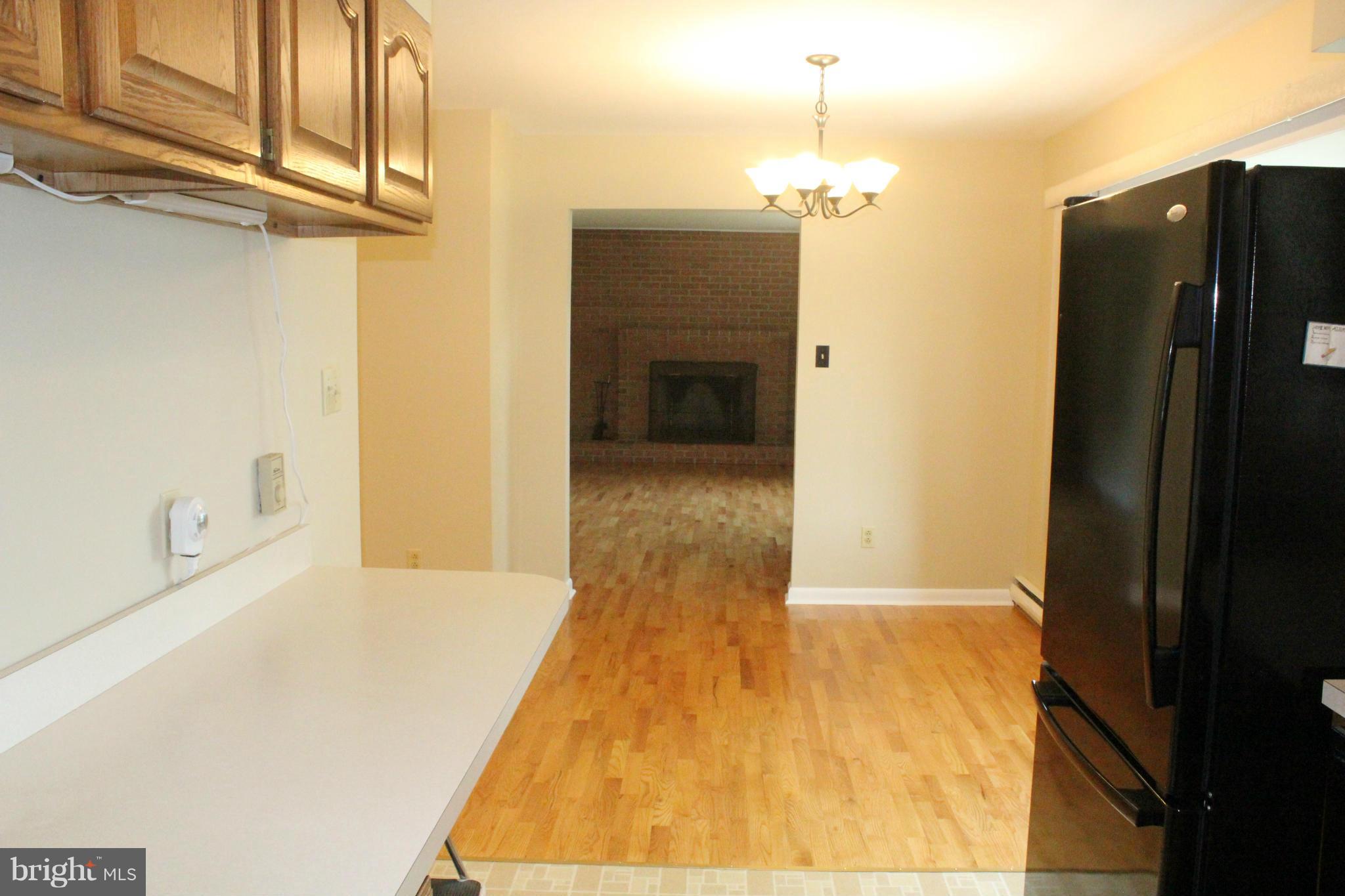 207 Ridge Road Winchester, VA 22602 - Photo 11 of 30 Kitchen