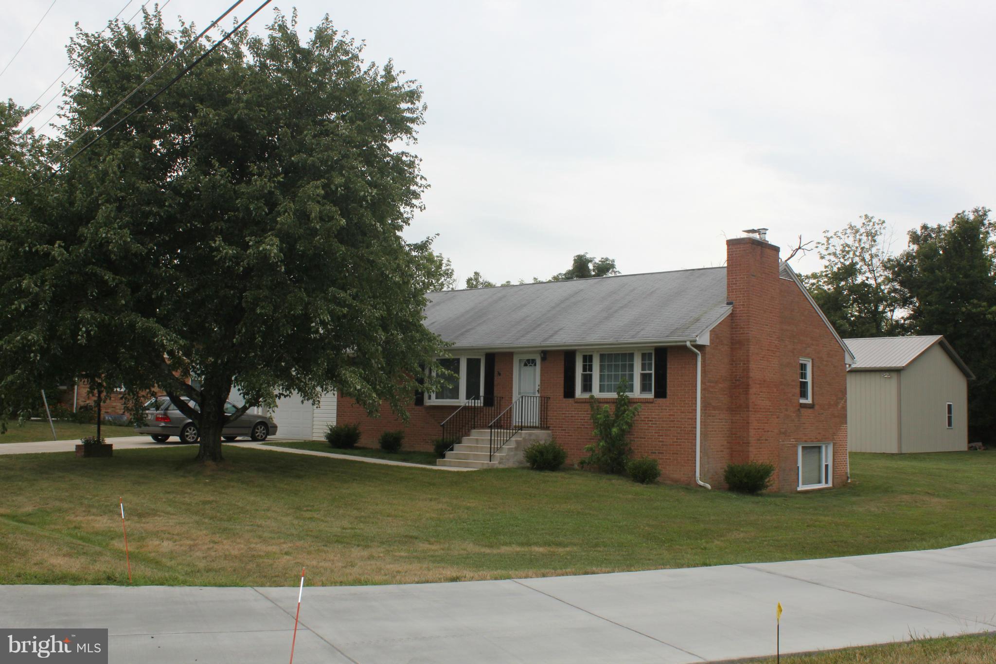 207 Ridge Road Winchester, VA 22602 - Photo 3 of 30 Exterior (Front)