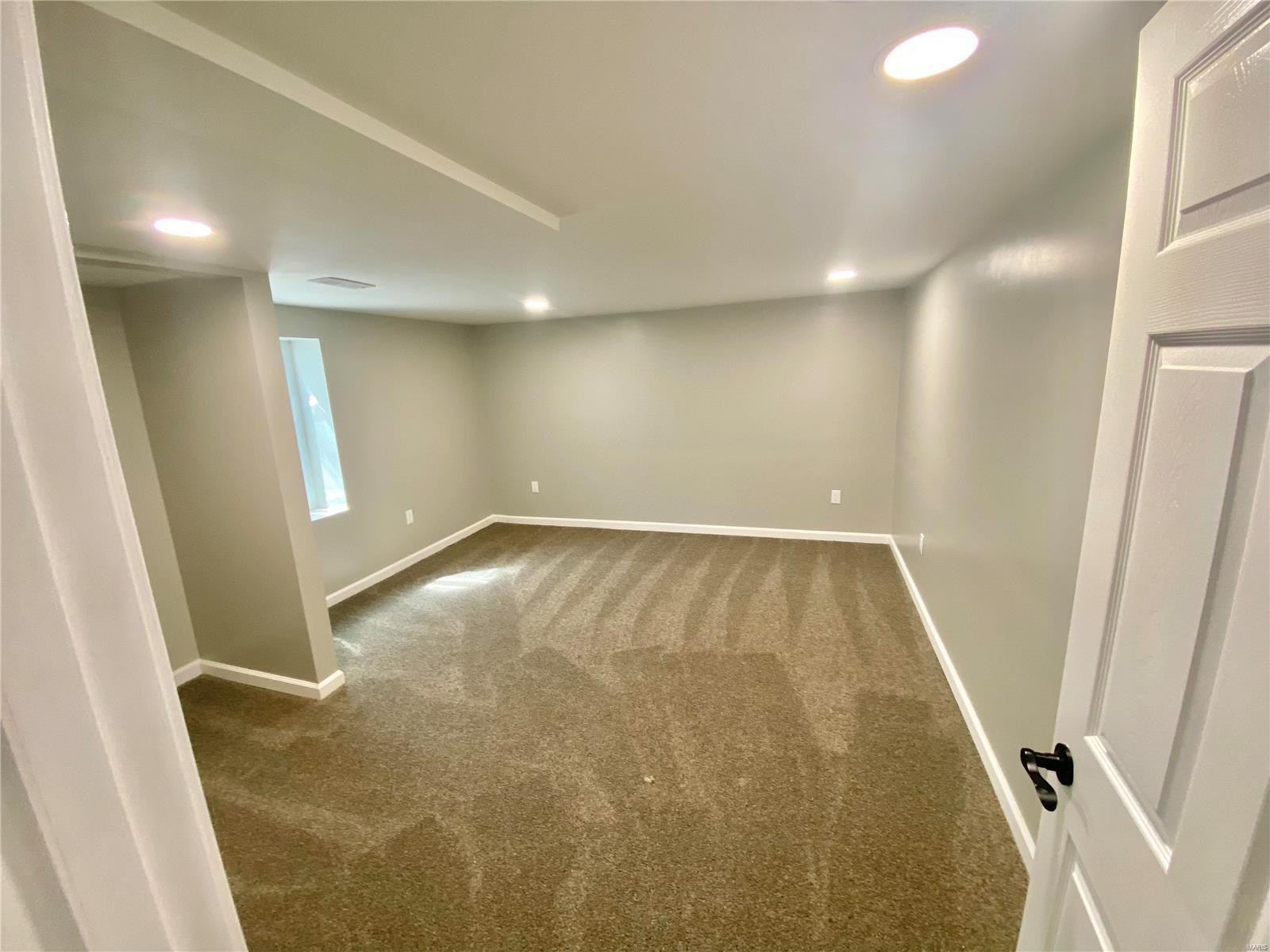 125 East 2nd Street Roxana, IL 62084 - Photo 18 of 21