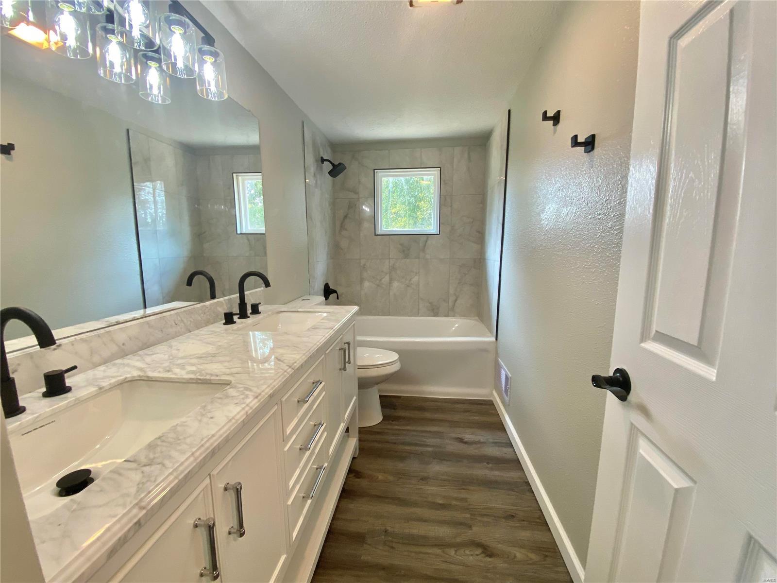 125 East 2nd Street Roxana, IL 62084 - Photo 8 of 21