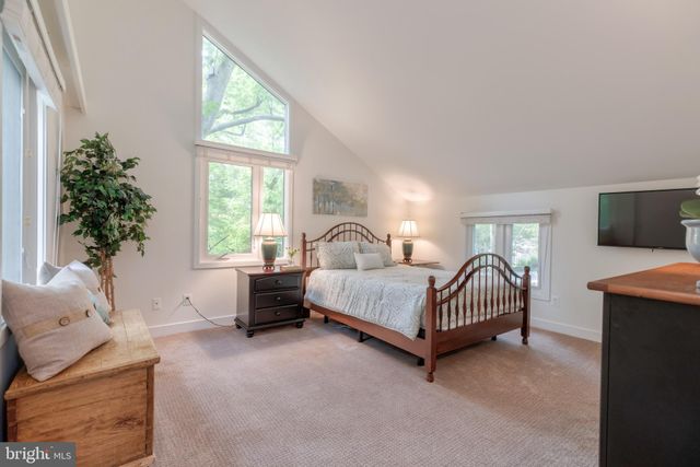 $1,000,000 | 6401 81st Street, Cabin John, MD 20818