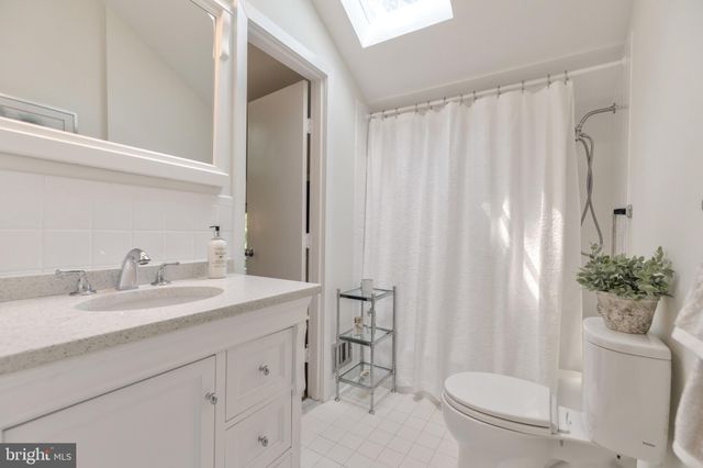 $1,000,000 | 6401 81st Street, Cabin John, MD 20818