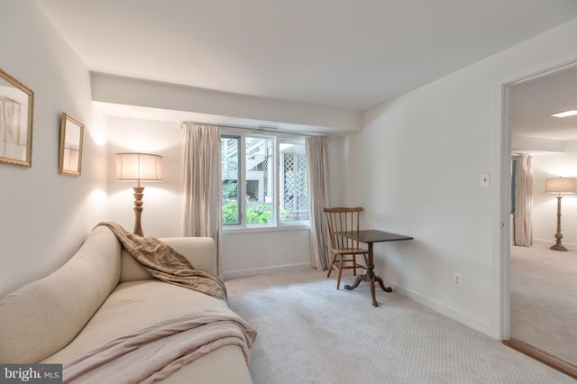 $1,000,000 | 6401 81st Street, Cabin John, MD 20818