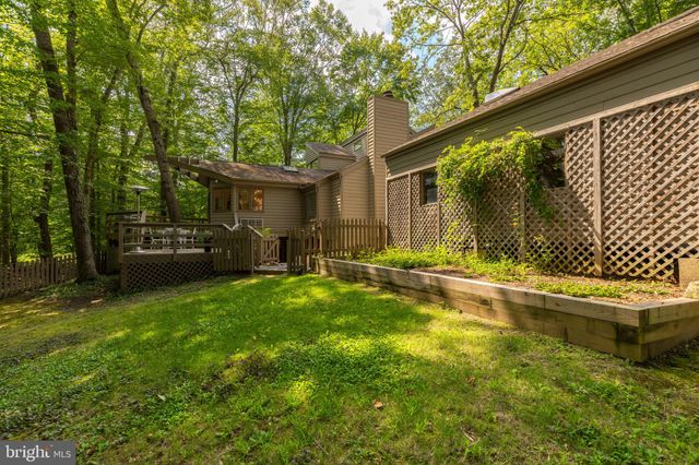 $1,000,000 | 6401 81st Street, Cabin John, MD 20818