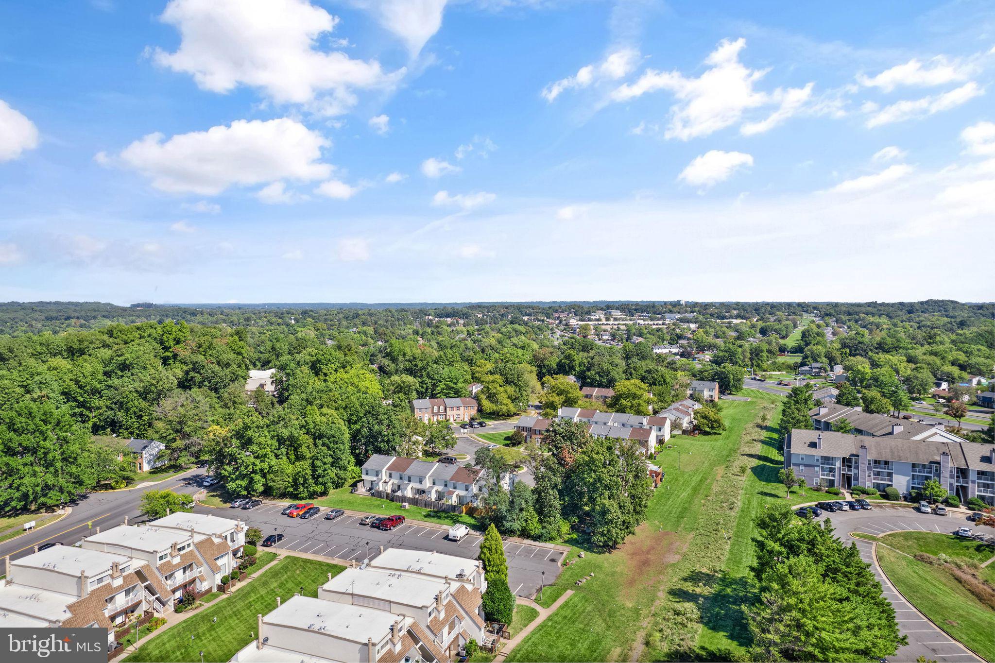 22313 Mayfield Square Sterling, VA 20164 - Photo 38 of 40