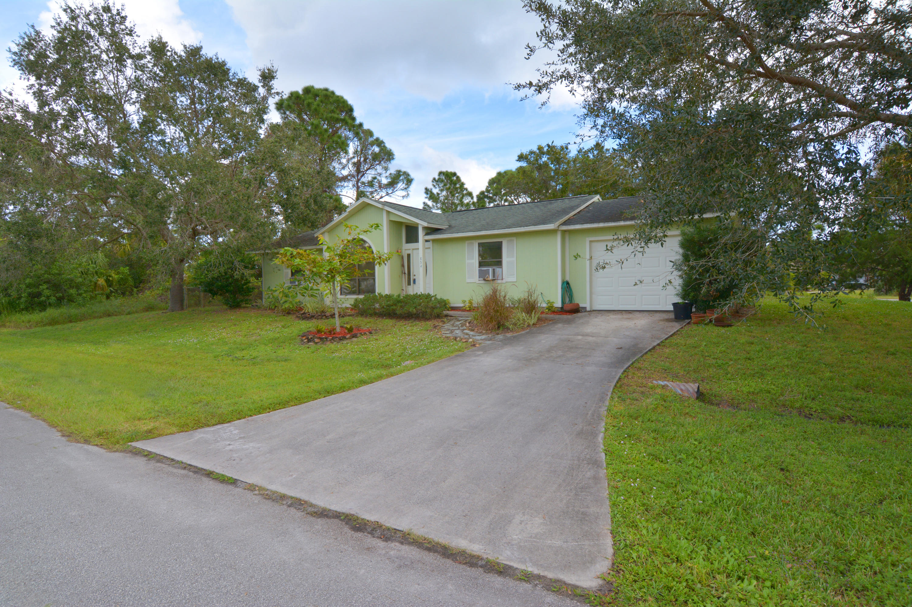 854 Southwest Andrew Road Port St. Lucie, FL 34953 - Photo 8 of 35 C 2017 MBP 110917 854 SW Andrew Rd, PSL