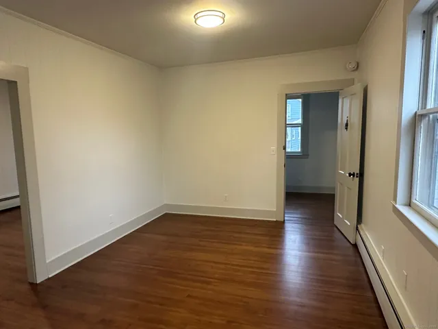 $799,000 | 29 Water Street, Guilford, CT 06437