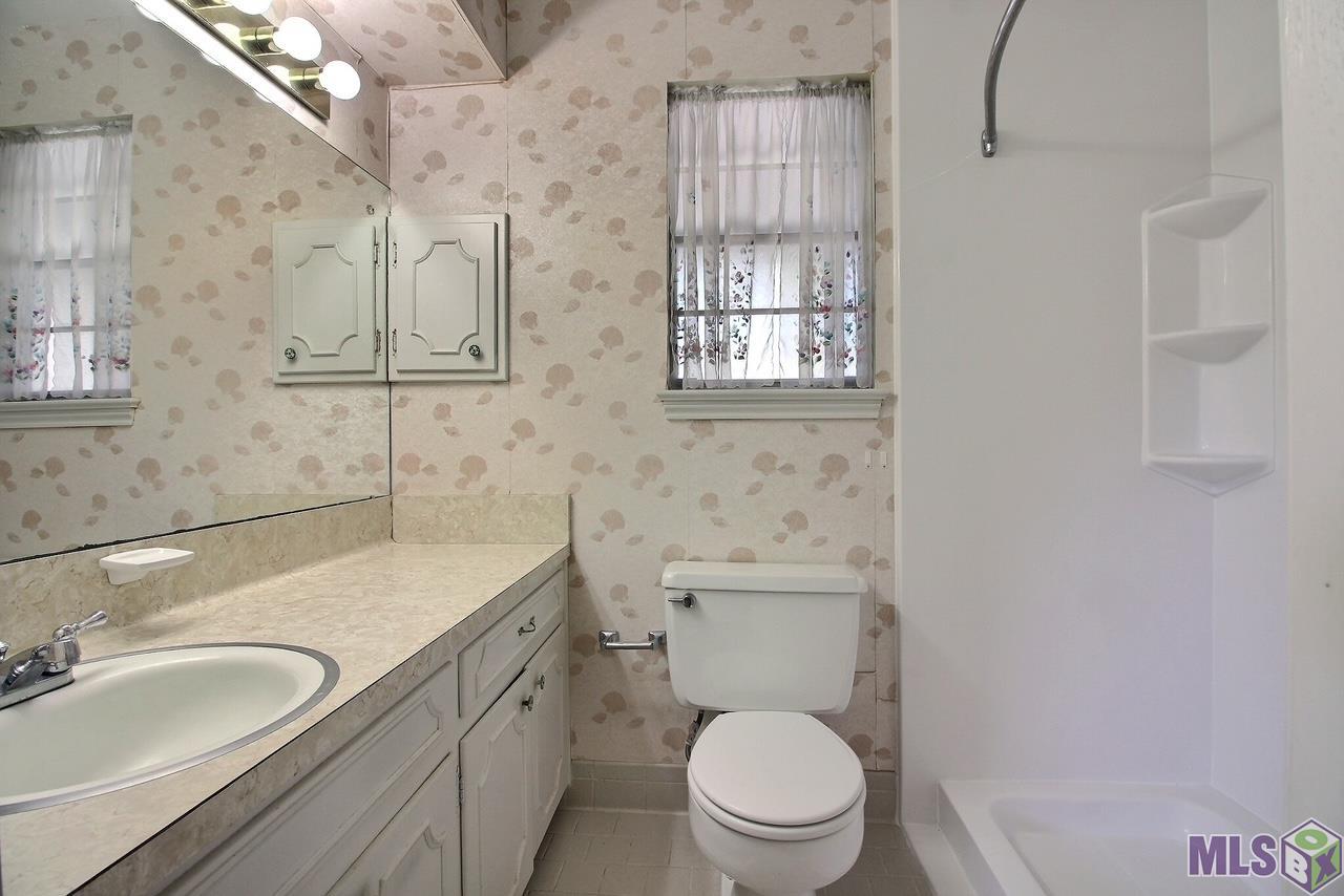 869 Tifton Drive Baton Rouge, LA 70815 - Photo 10 of 25