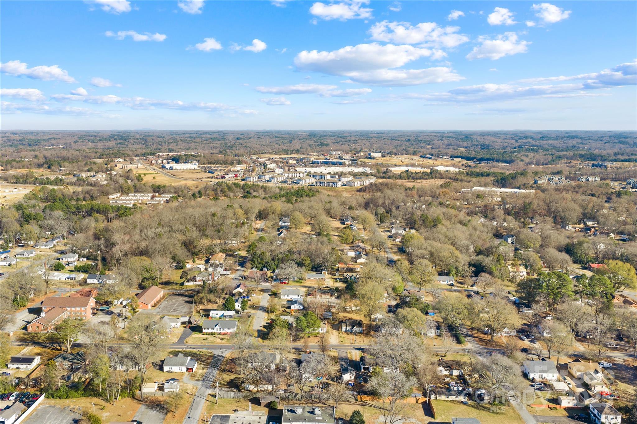 2405 Florida Avenue Kannapolis, NC 28083 - Photo 26 of 38 an aerial view of residential building with green space