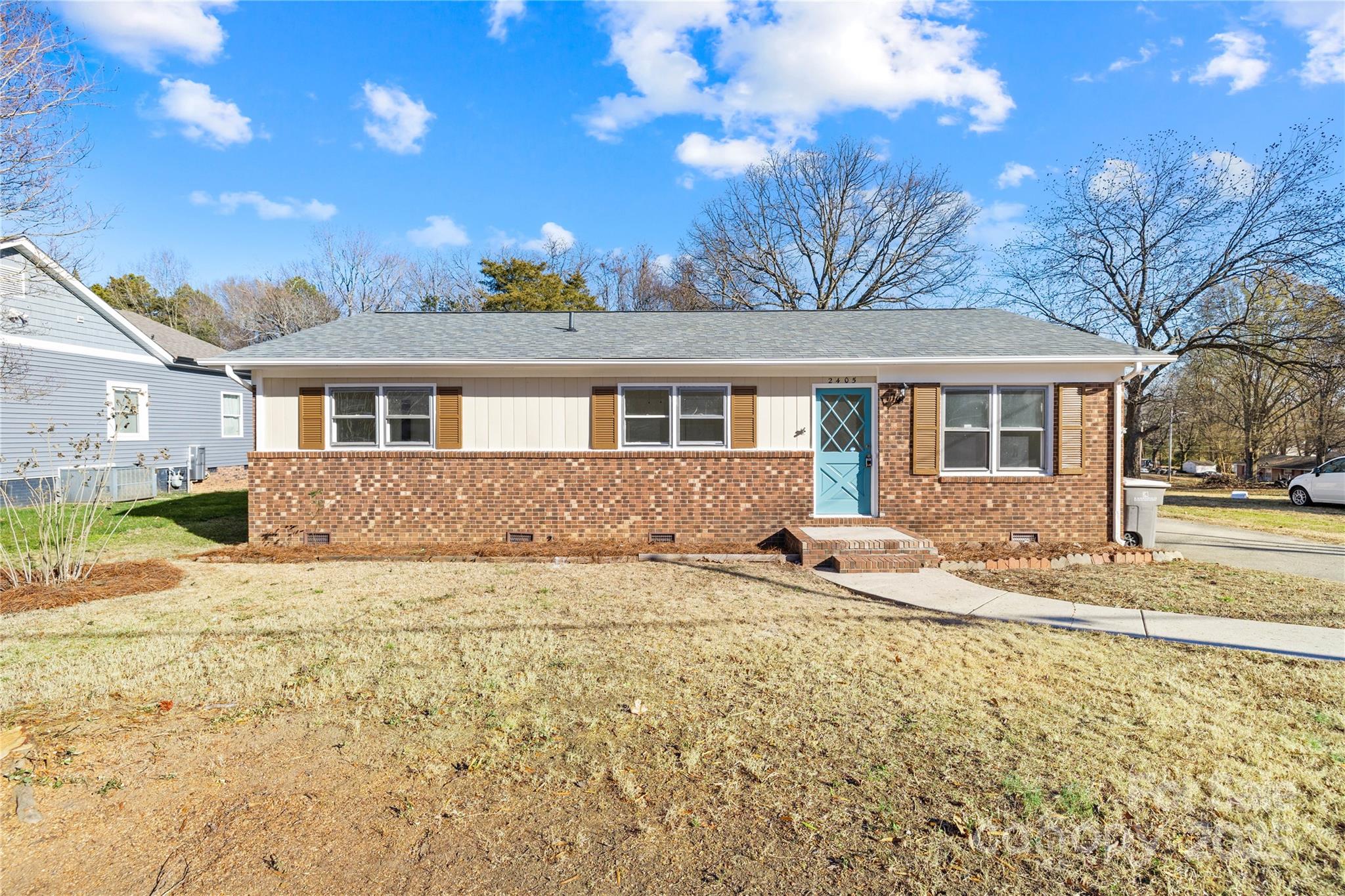 2405 Florida Avenue Kannapolis, NC 28083 - Photo 35 of 38 a front view of a house with a yard