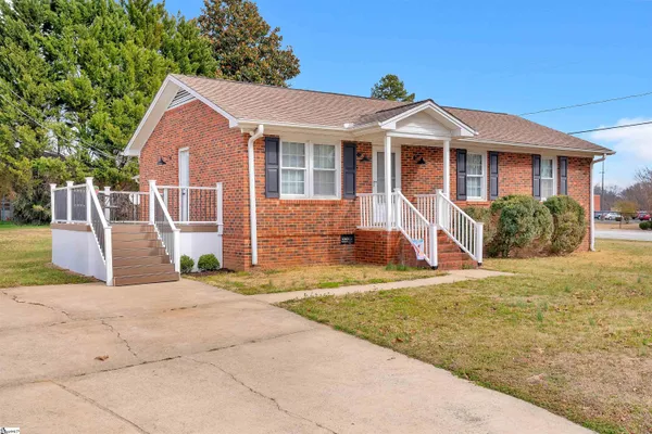 $430,000 | 701 Ikes Road, Taylors, SC 29687