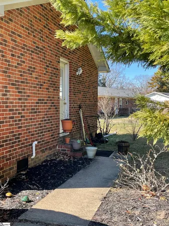 $430,000 | 701 Ikes Road, Taylors, SC 29687