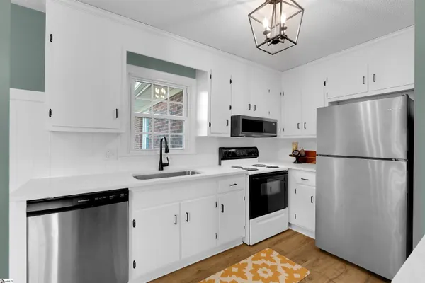 $430,000 | 701 Ikes Road, Taylors, SC 29687