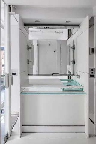 $15,995,000 | 23 Beekman Place | Midtown East