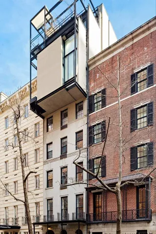 $15,995,000 | 23 Beekman Place | Midtown East