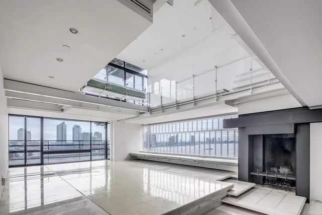 $15,995,000 | 23 Beekman Place | Midtown East