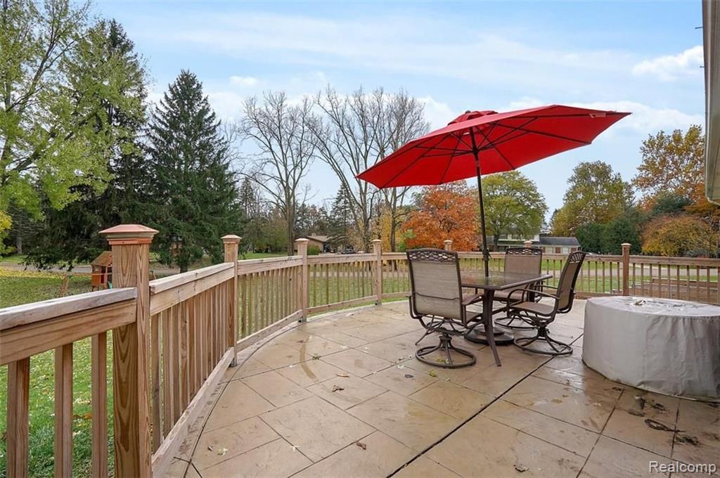 1231 Stellma Lane Rochester Hills, MI 48309 - Photo 30 of 36