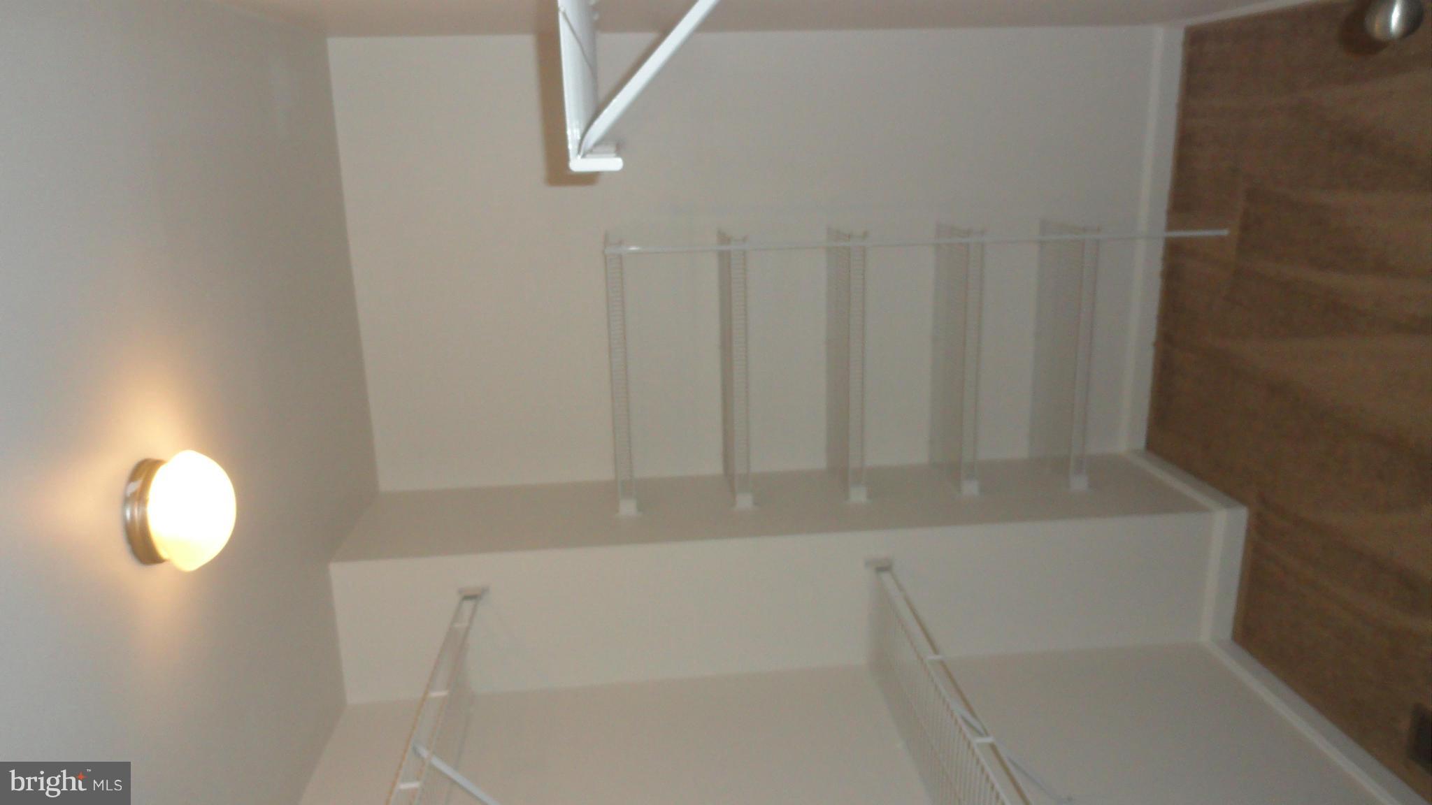 906 Mayo Road Edgewater, MD 21037 - Photo 16 of 29 walk in closet