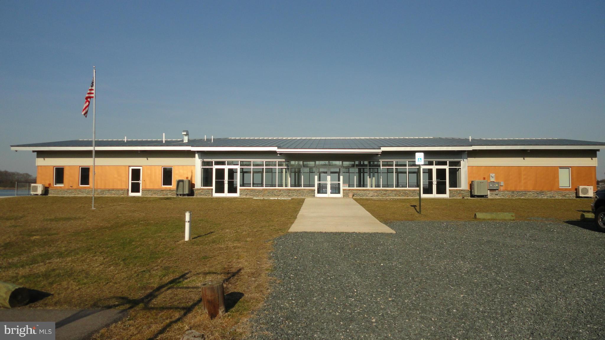 906 Mayo Road Edgewater, MD 21037 - Photo 22 of 29 Community center