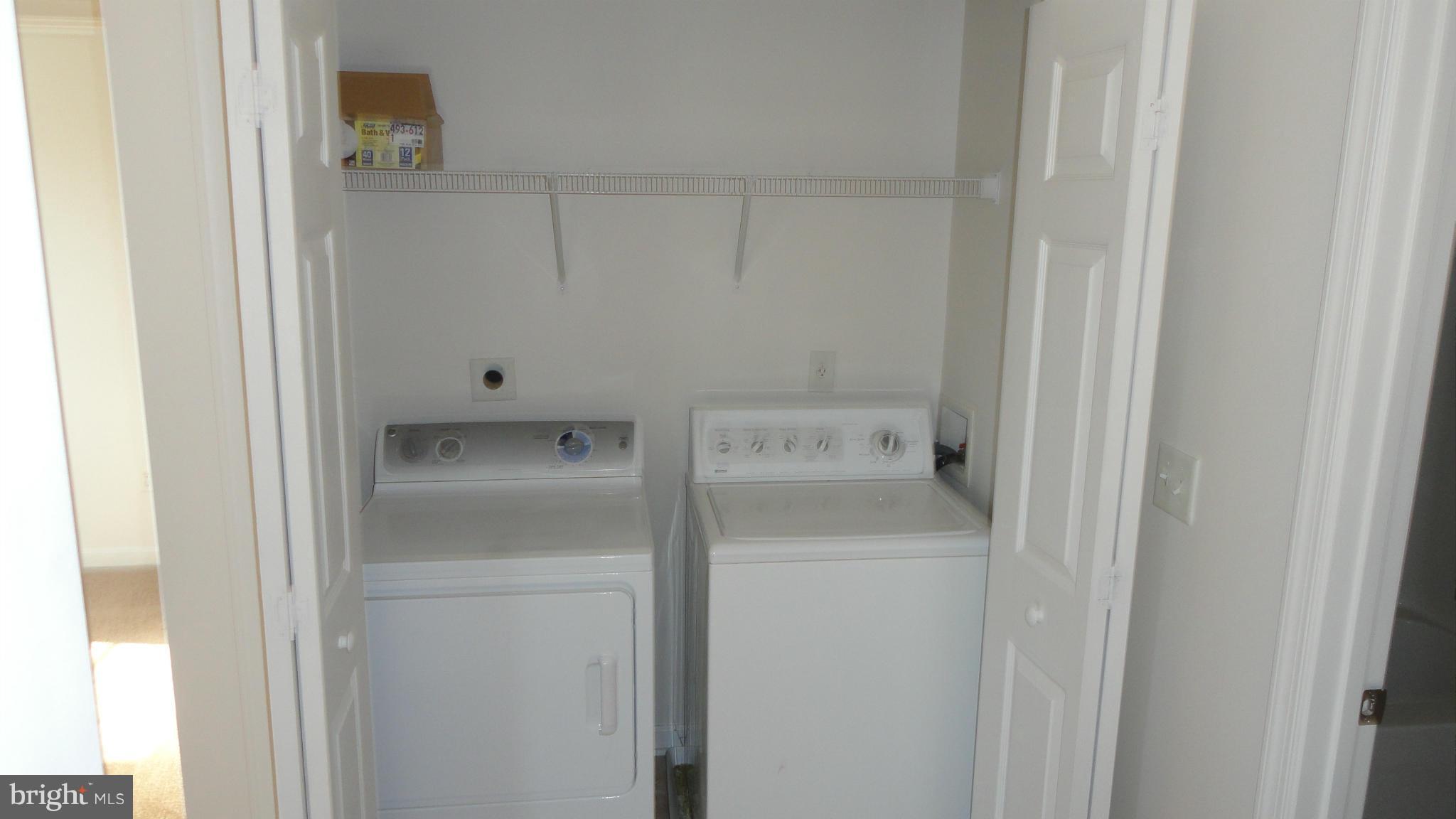 906 Mayo Road Edgewater, MD 21037 - Photo 10 of 29 Interior (General)