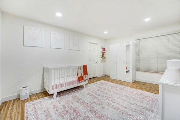 $598,000 | 18324 Clark, Unit 119, Tarzana, CA 91356