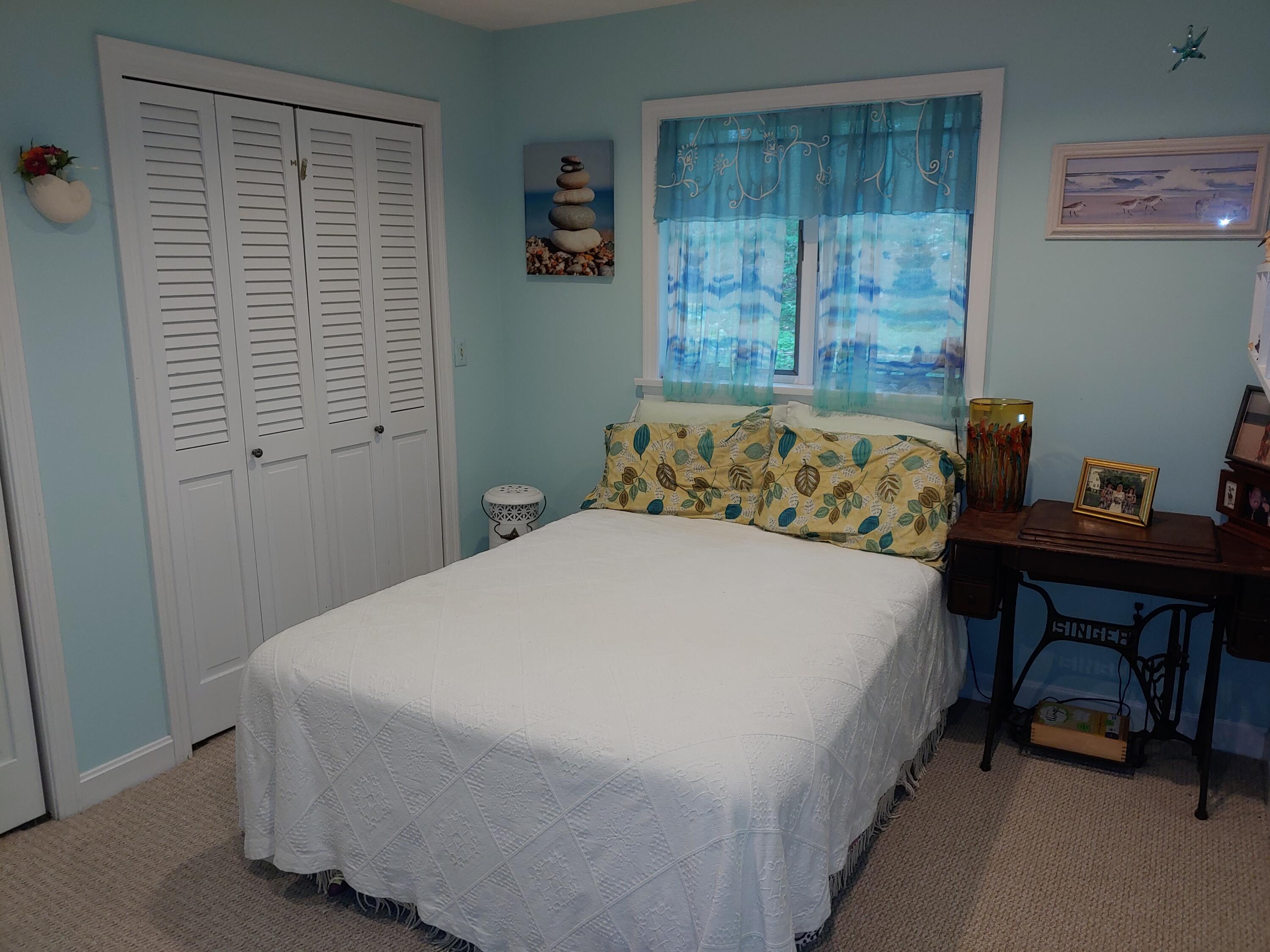 194 Shore Road Cape Neddick, ME 03902 - Photo 43 of 59 Bedroom #2