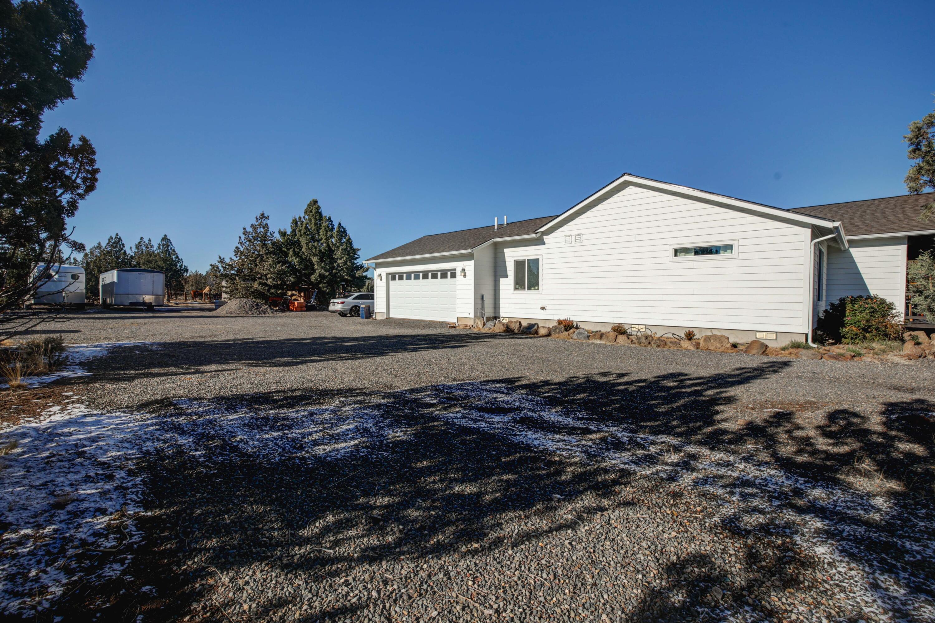 12951 Southeast Falcon Ridge Road Prineville, OR 97754 - Photo 33 of 33 12951 SE Falcon Ridge Rd-33