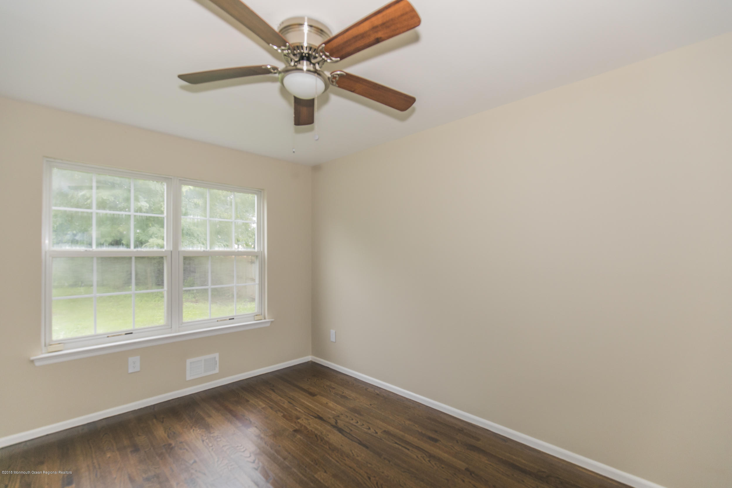 15 Middlesex Road Matawan, NJ 07747 - Photo 8 of 21 Dining Room