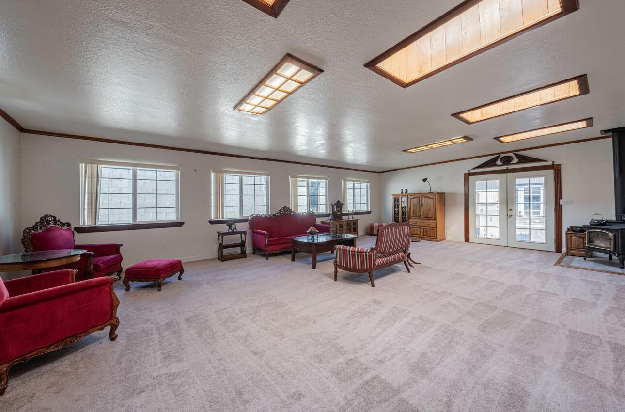 17945 Pesante Road Salinas, CA 93907 - Photo 23 of 49