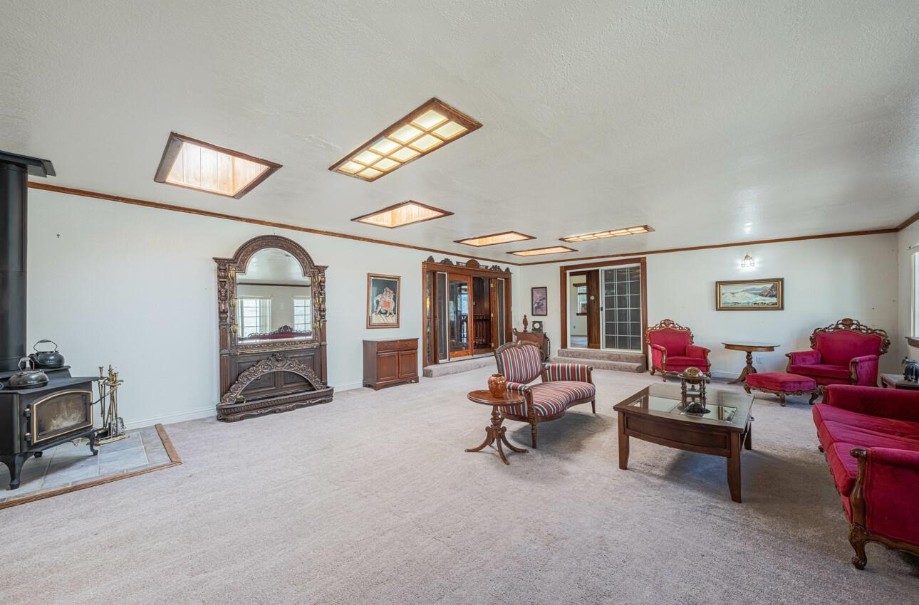 17945 Pesante Road Salinas, CA 93907 - Photo 25 of 49