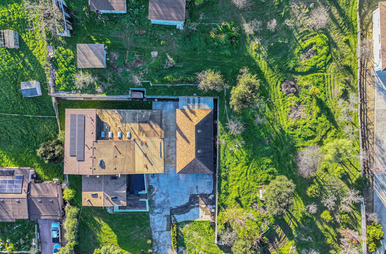 17945 Pesante Road Salinas, CA 93907 - Photo 10 of 53